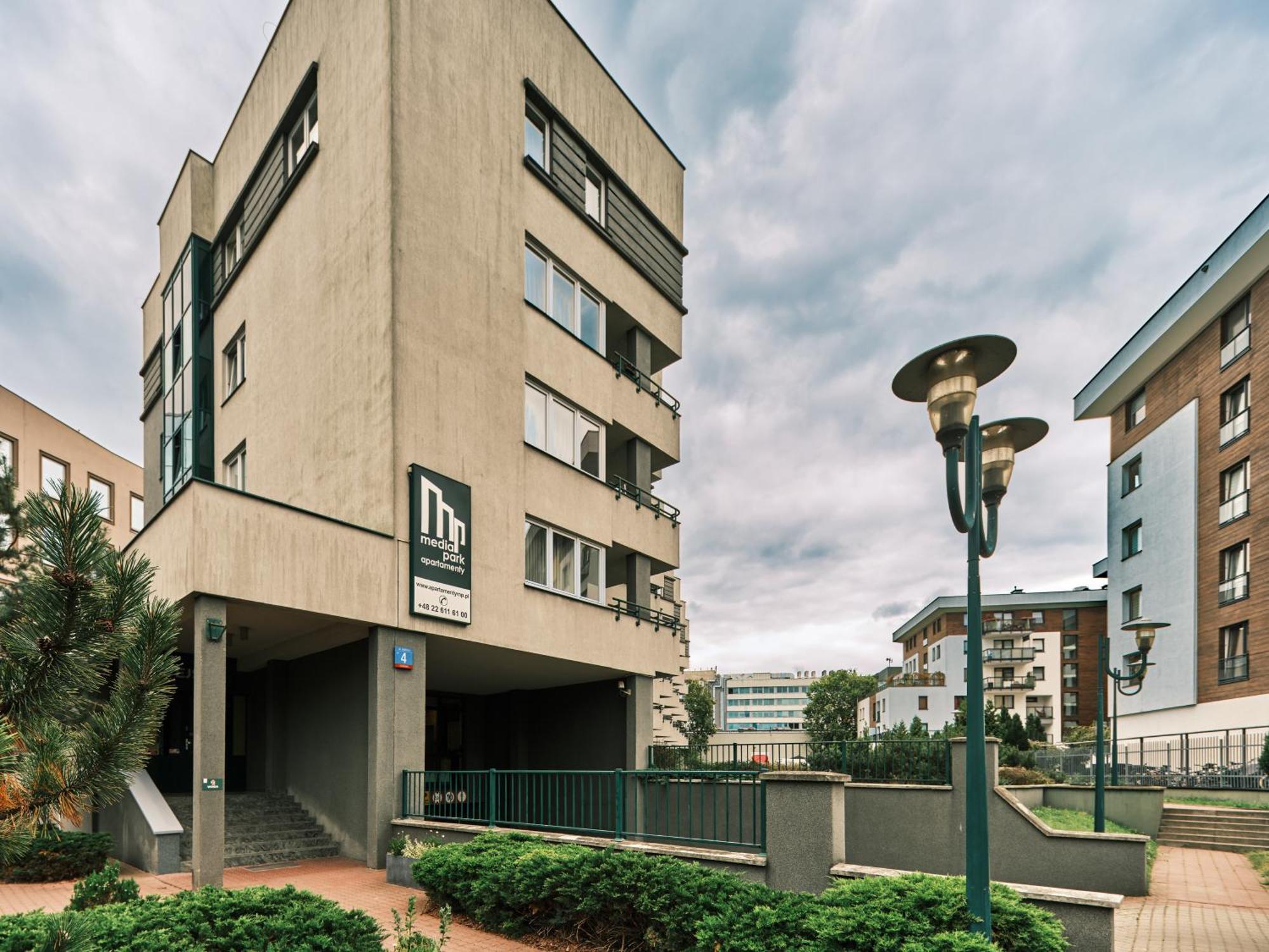 Apartamenty Media Park Varsavia Esterno foto