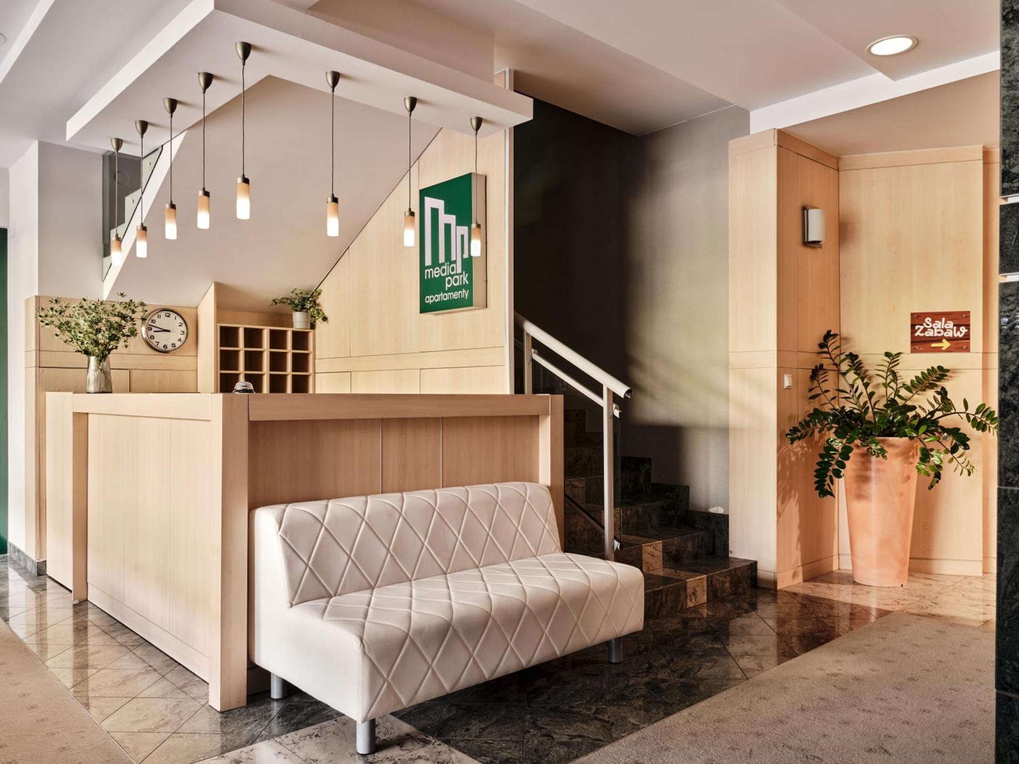 Apartamenty Media Park Varsavia Esterno foto